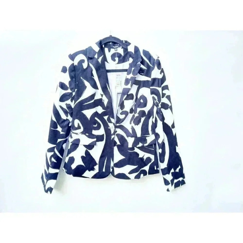 Premise Women's Black/ White button Jacket Sz 4